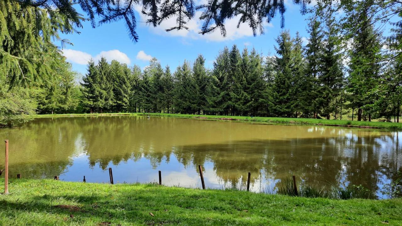 Bed and Breakfast Les Etangs Du Moulin D'Harcy Lonny Esterno foto